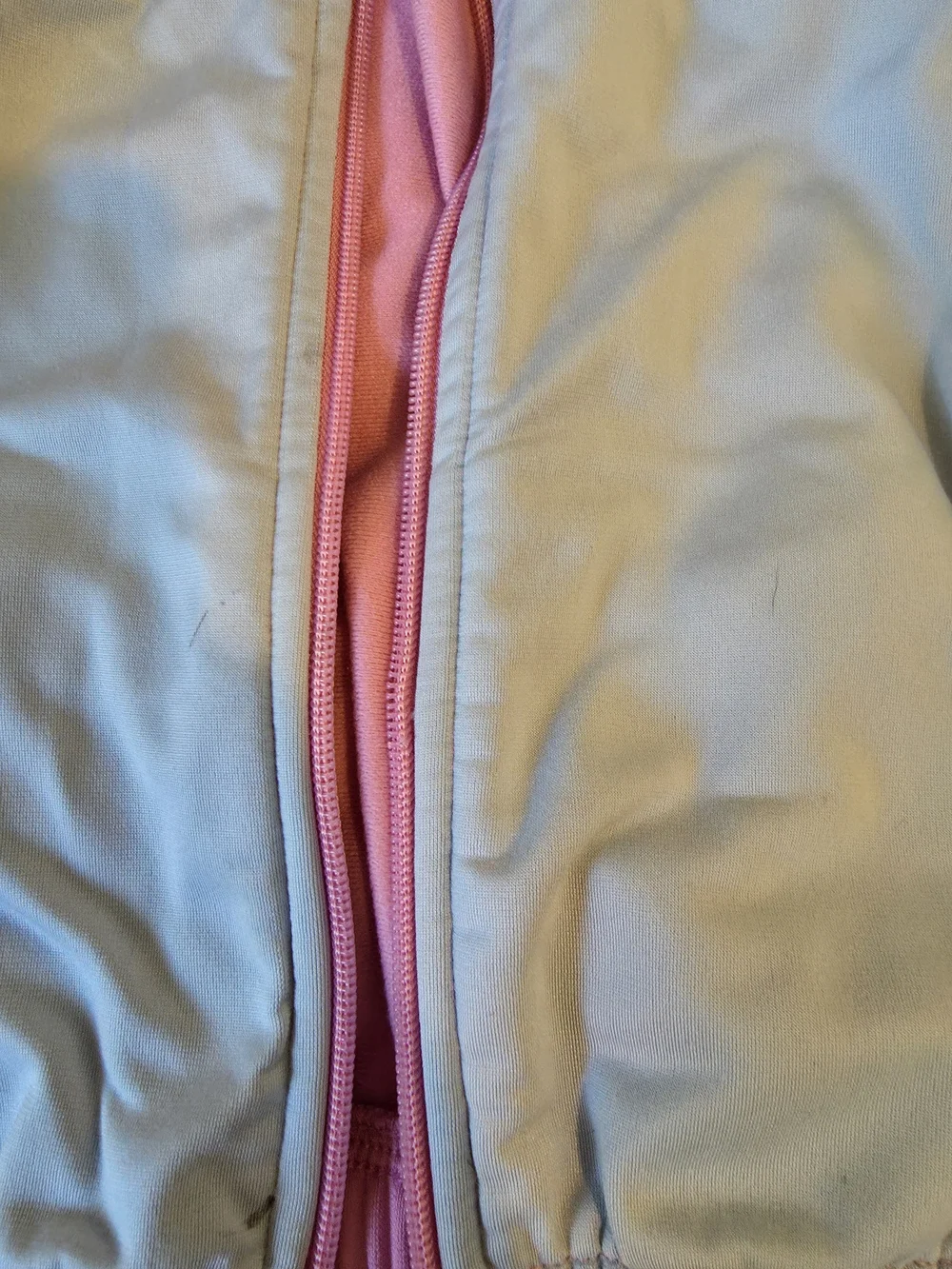 PUMA Girls 2-Piece  Tracksuit Set Jacket And Pants Size 5 - Picture 3 of 10